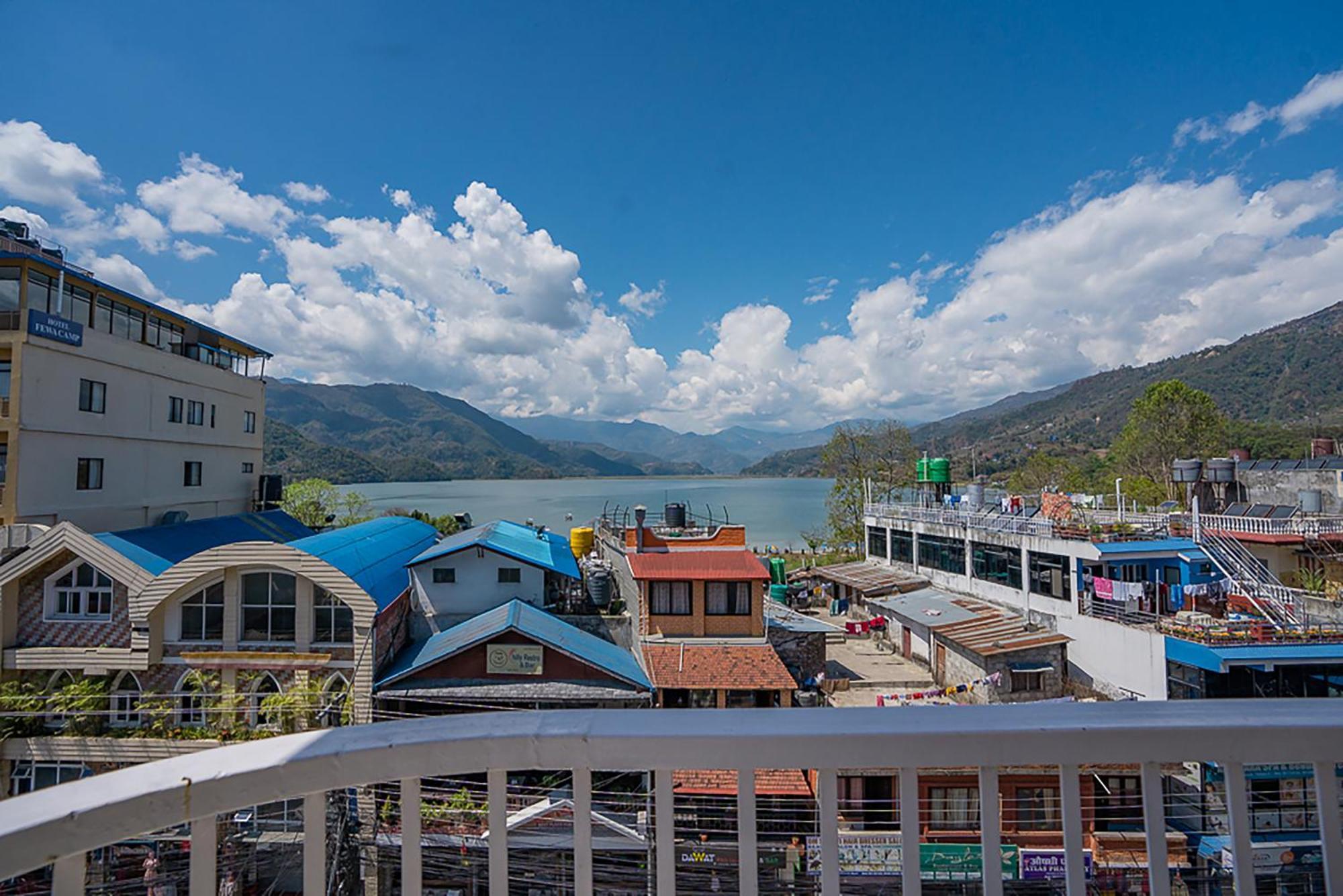 Himalayan Glory Inn Pokhara Exterior photo